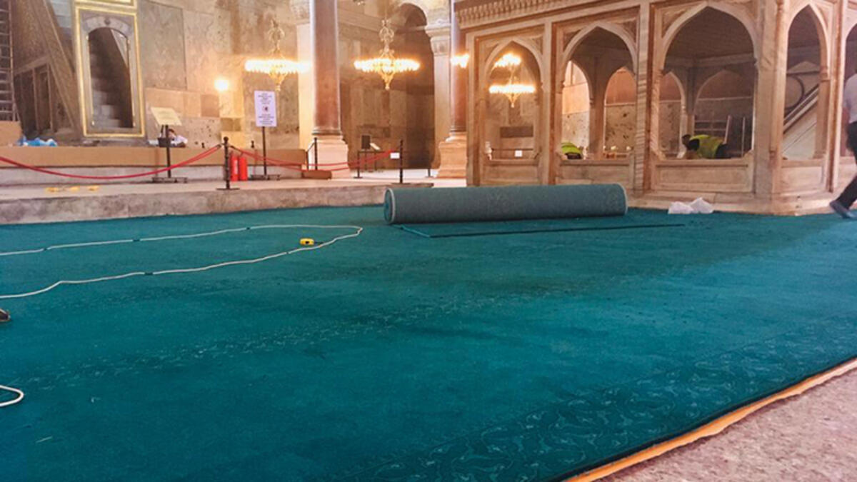 Karpet Masjid Yavuz banyak pilihan warna
